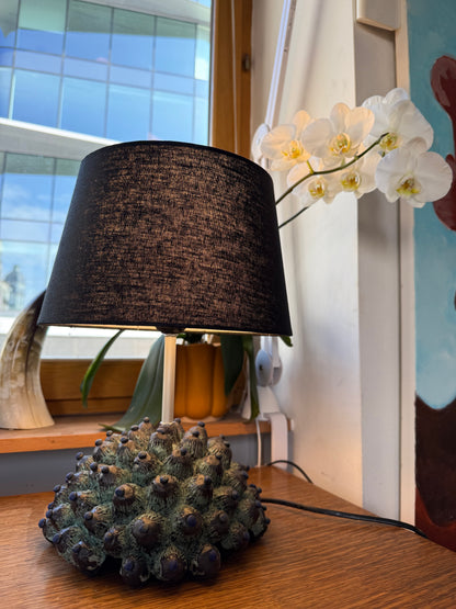 Titties table lamp