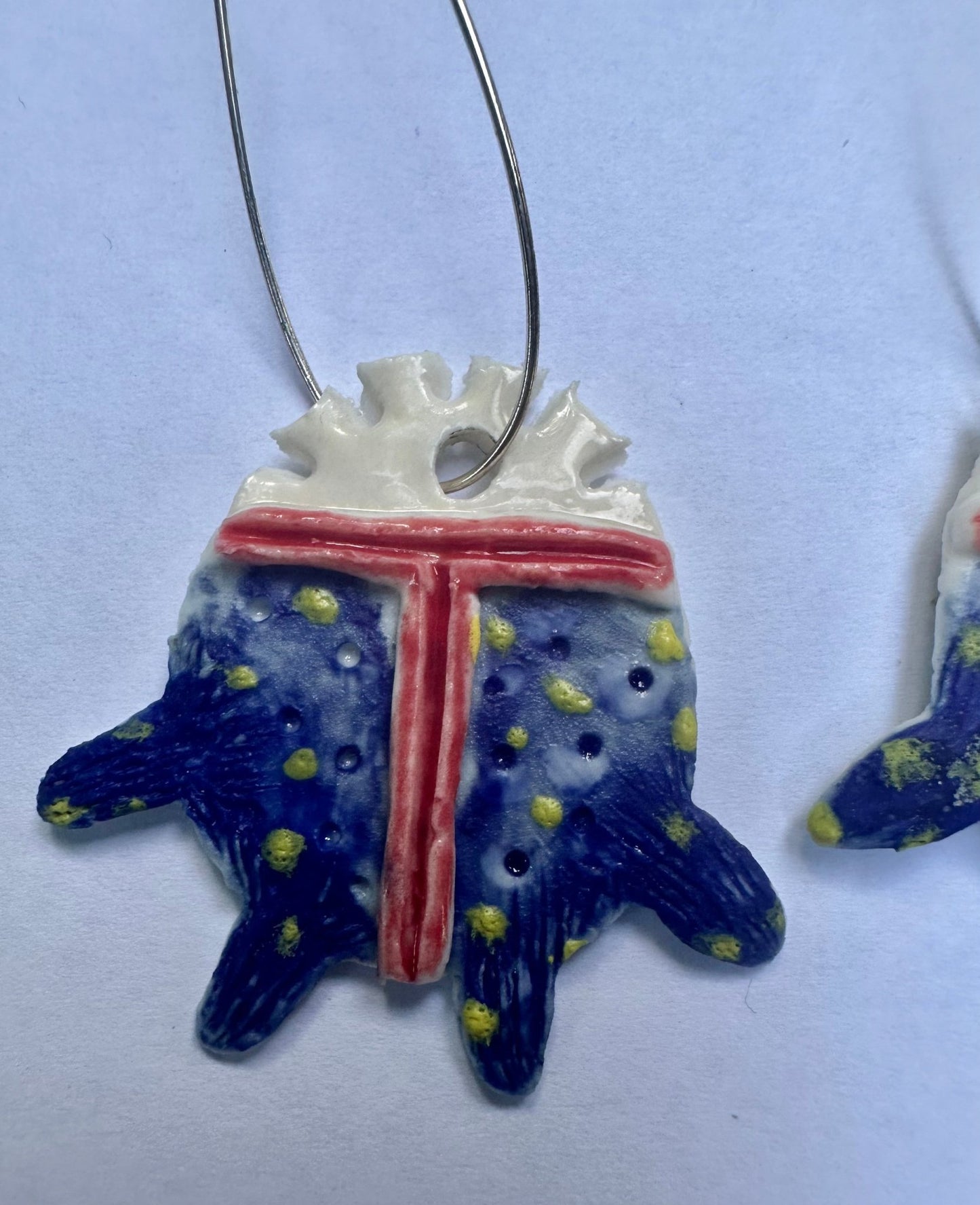 Is this a fish? - Caimo Ceramics