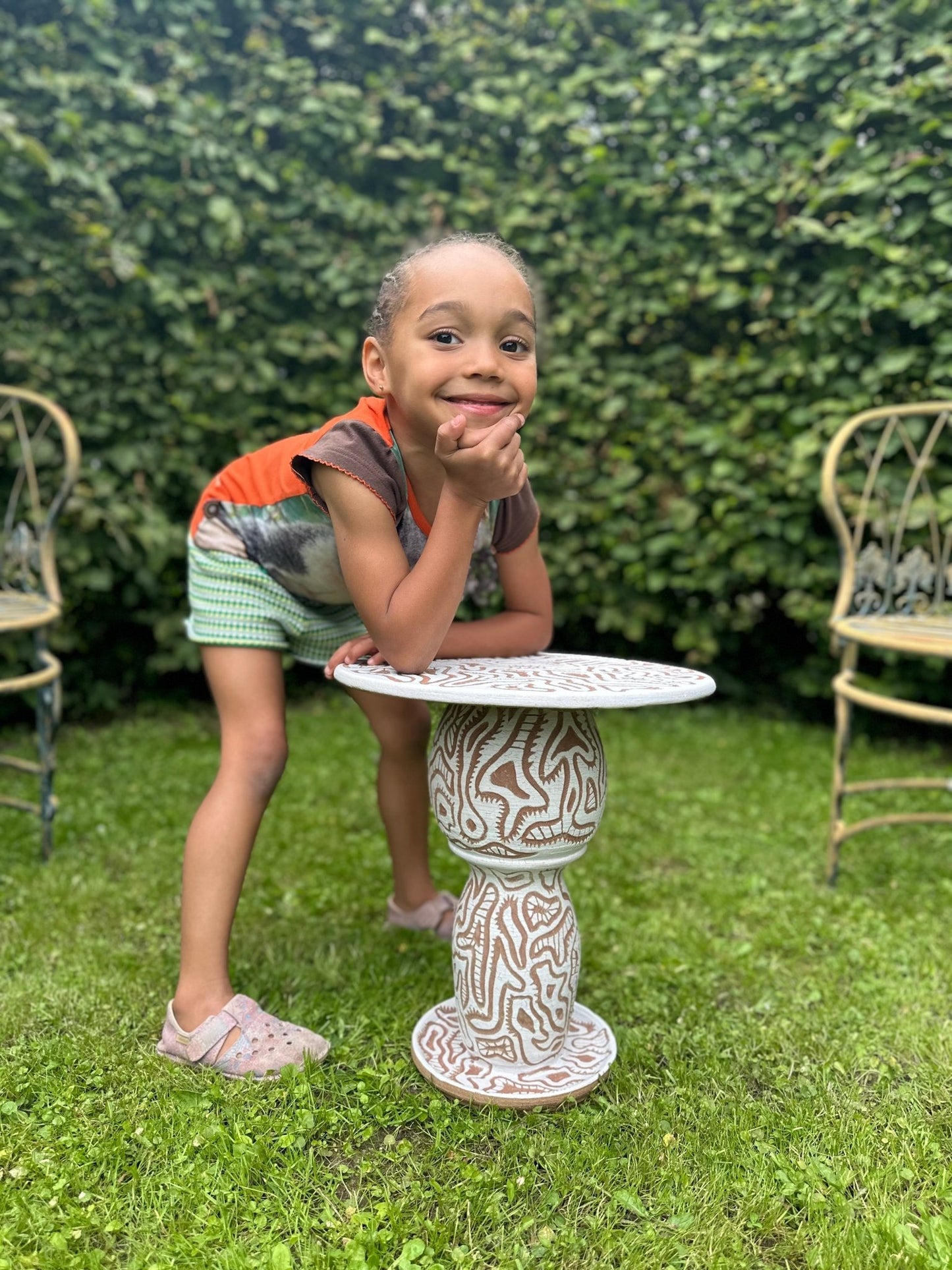 Tribal table - Caimo Ceramics